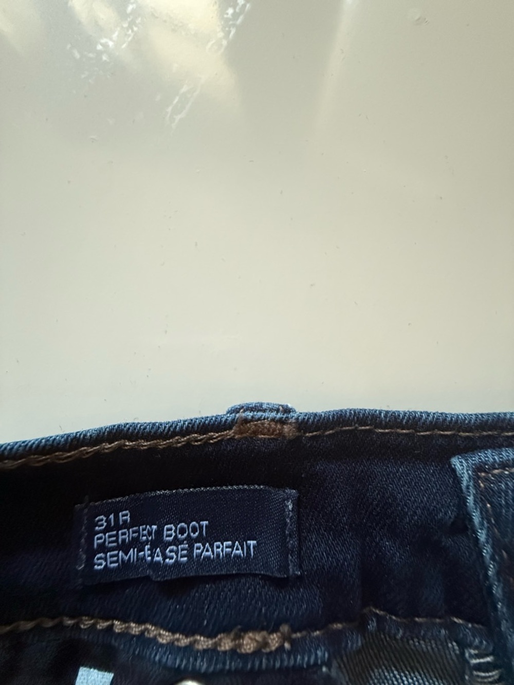 GAP Classic Perfect Booty Leg Jeans in Blue | Normcore | Model Off Duty - Picture 6 of 8